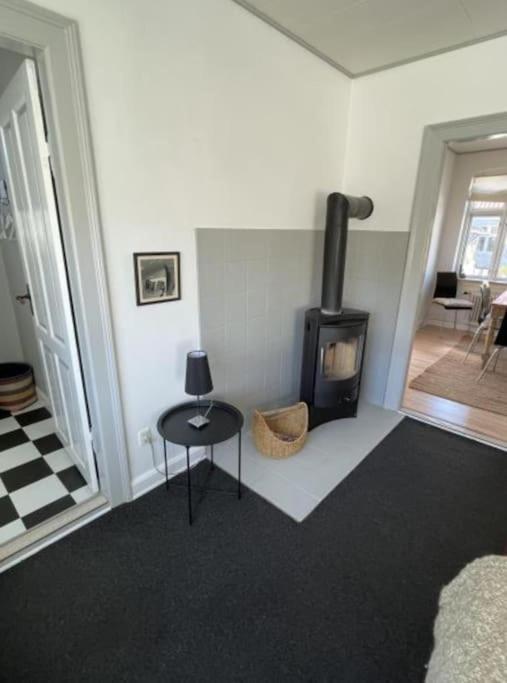 Skont Feriehus Midt I Marstal. Villa Kültér fotó